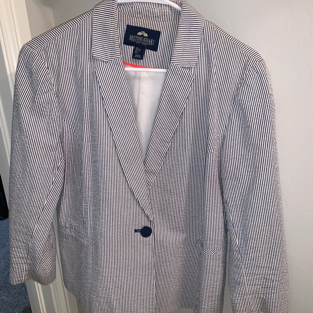 British Khaki Seersucker Blazer, Blue & White, size large